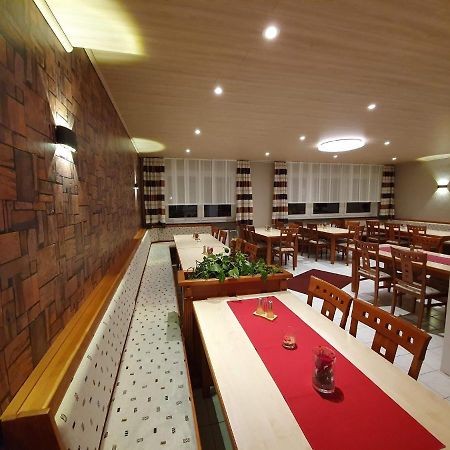 Gasthof Zum Goldenen Hirschen Hotel Geroldsgrun Esterno foto