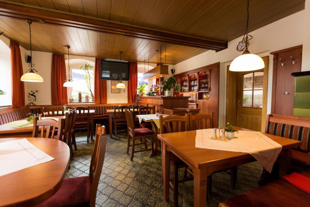 Gasthof Zum Goldenen Hirschen Hotel Geroldsgrun Esterno foto